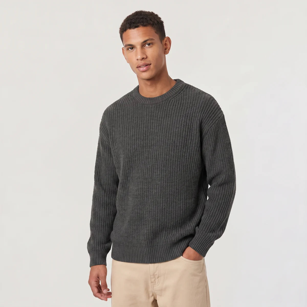 Men's Relaxed Fit Ribbed Knit Sweater – Crew Neck | Nero & Luya