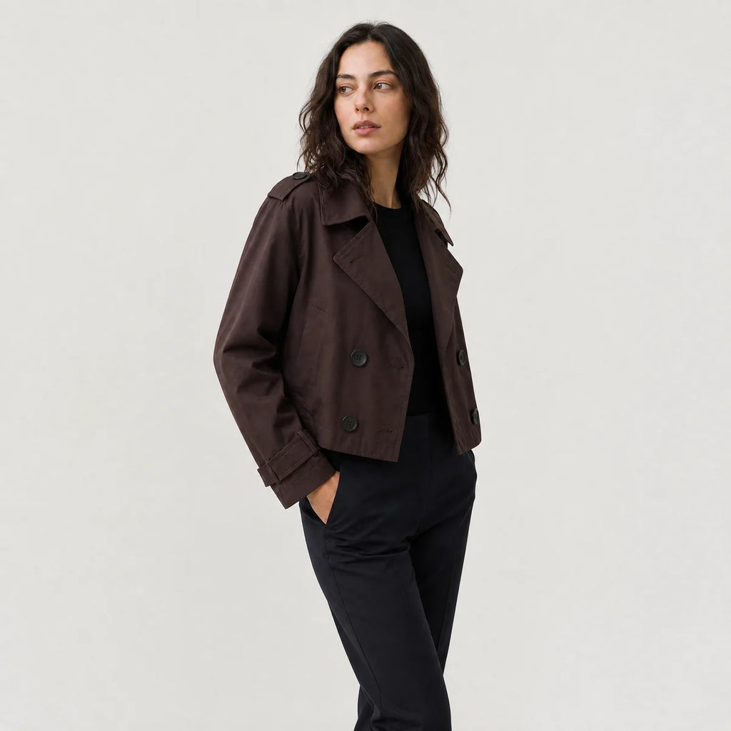 Women's Cropped Double-Breasted Trench Jacket – Epaulettes & Wide Lapel | Nero & Luya