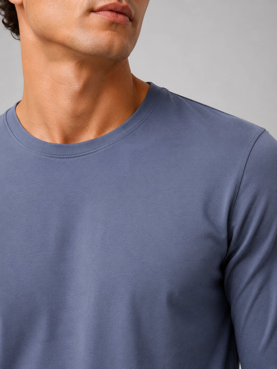 Men's Cotton Long Sleeve T-Shirt – Fitted Crew Neck Basic Tee | Nero & Luya
