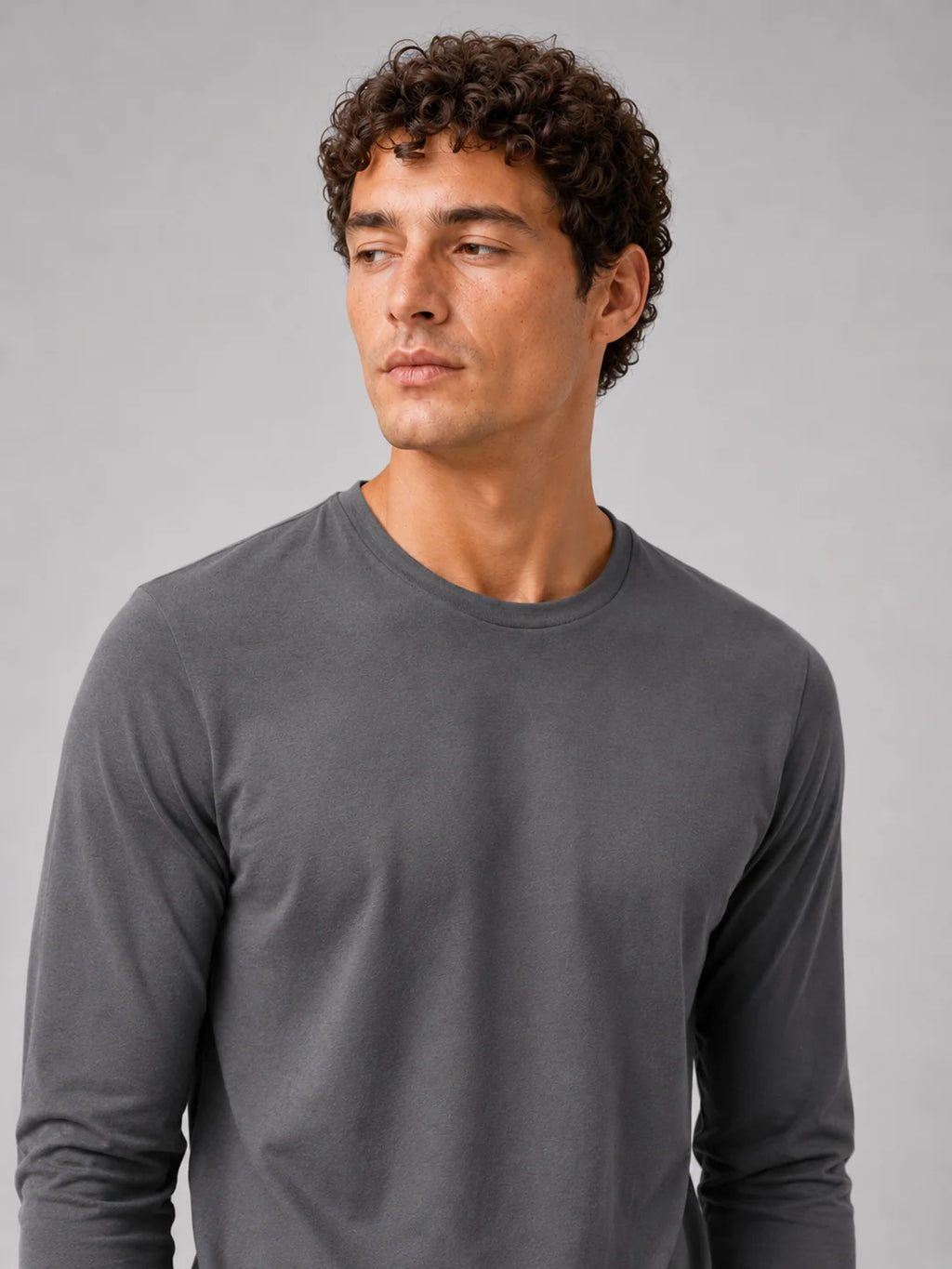 Men's Cotton Long Sleeve T-Shirt – Fitted Crew Neck Basic Tee | Nero & Luya