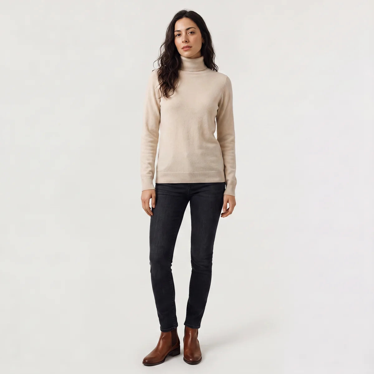 Women's Fine-Knit Turtleneck Sweater – Fitted Soft Knit Pullover | Nero & Luya
