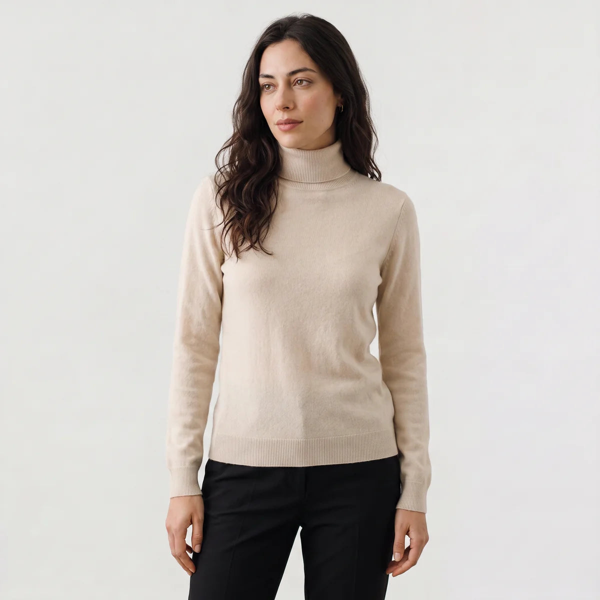 Women's Fine-Knit Turtleneck Sweater – Fitted Soft Knit Pullover | Nero & Luya
