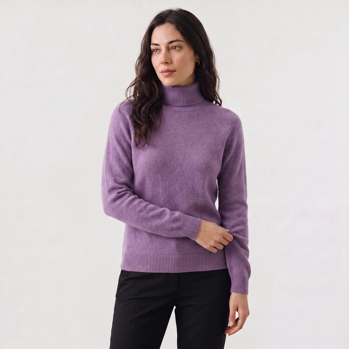 Women's Fine-Knit Turtleneck Sweater – Fitted Soft Knit Pullover | Nero & Luya