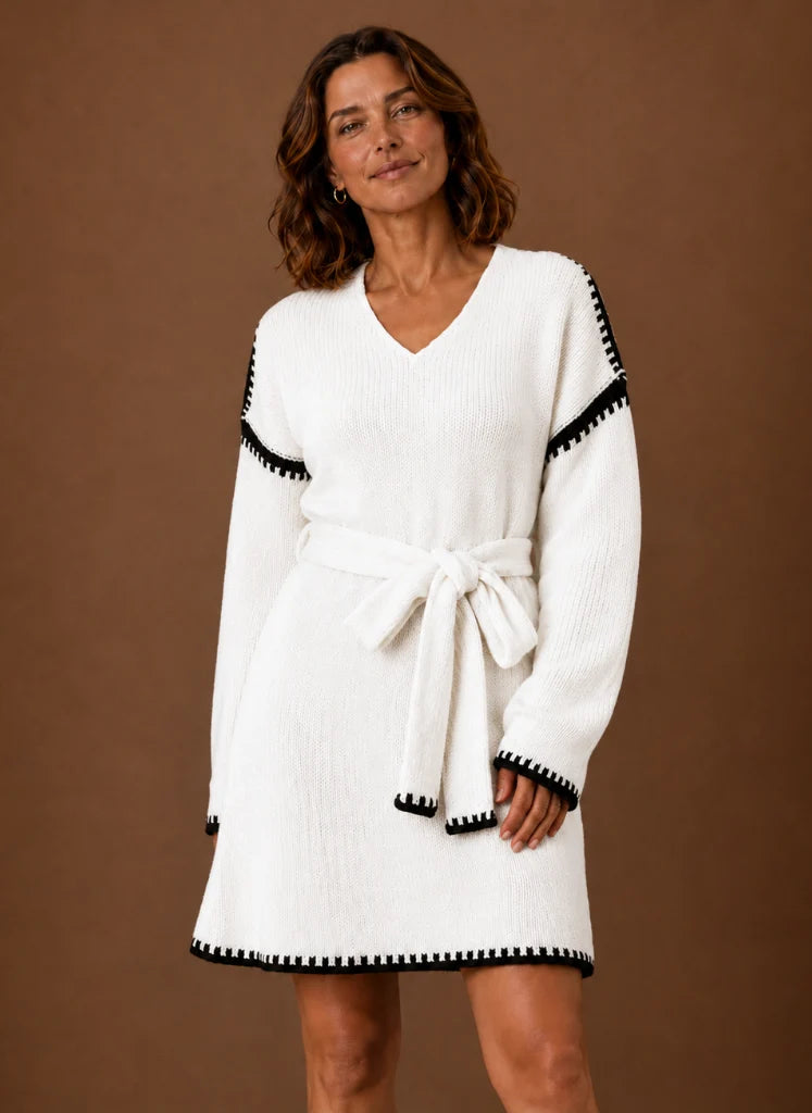 Women’s V-Neck Knit Sweater Dress with Waist Belt | Nero & Luya