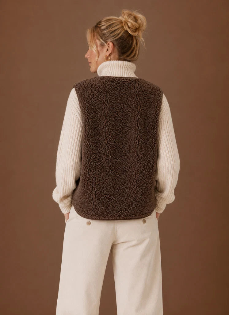 Women's Teddy Fleece Vest | Nero & Luya