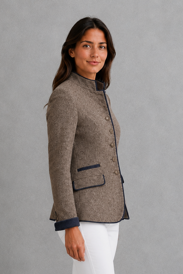 Jacket in UK 8-10 (S)