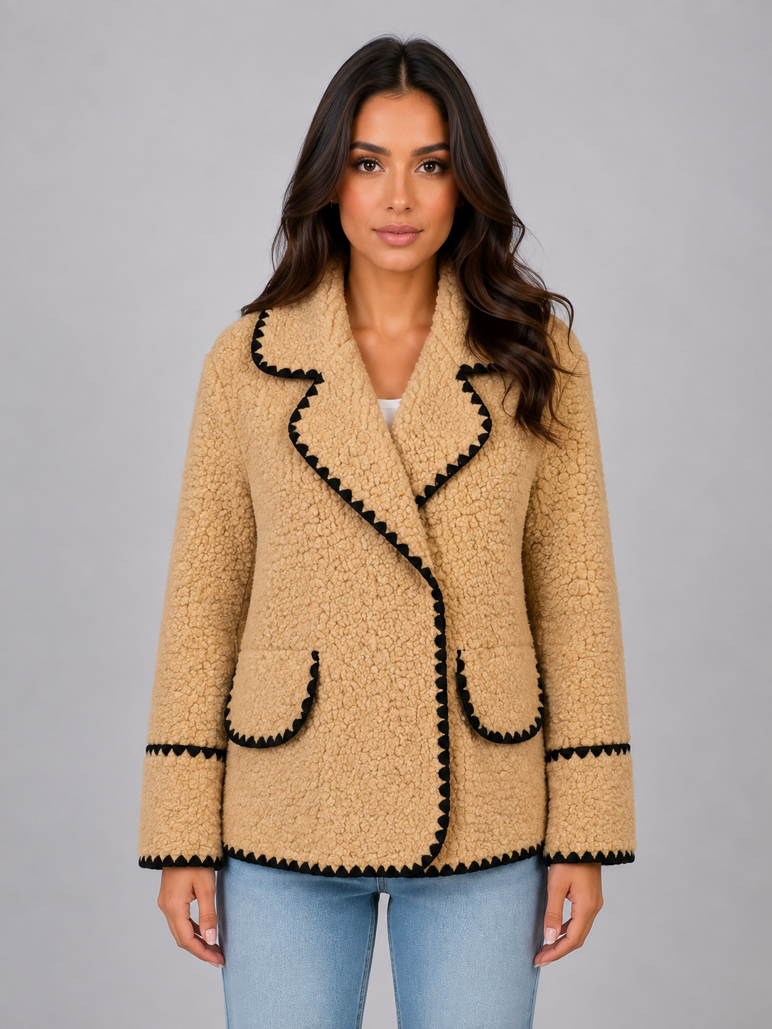 Jacket in Beige