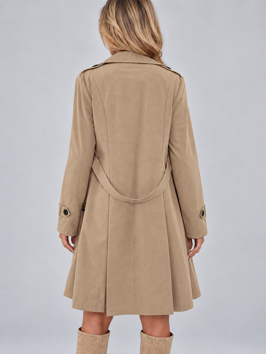 Coat in Beige