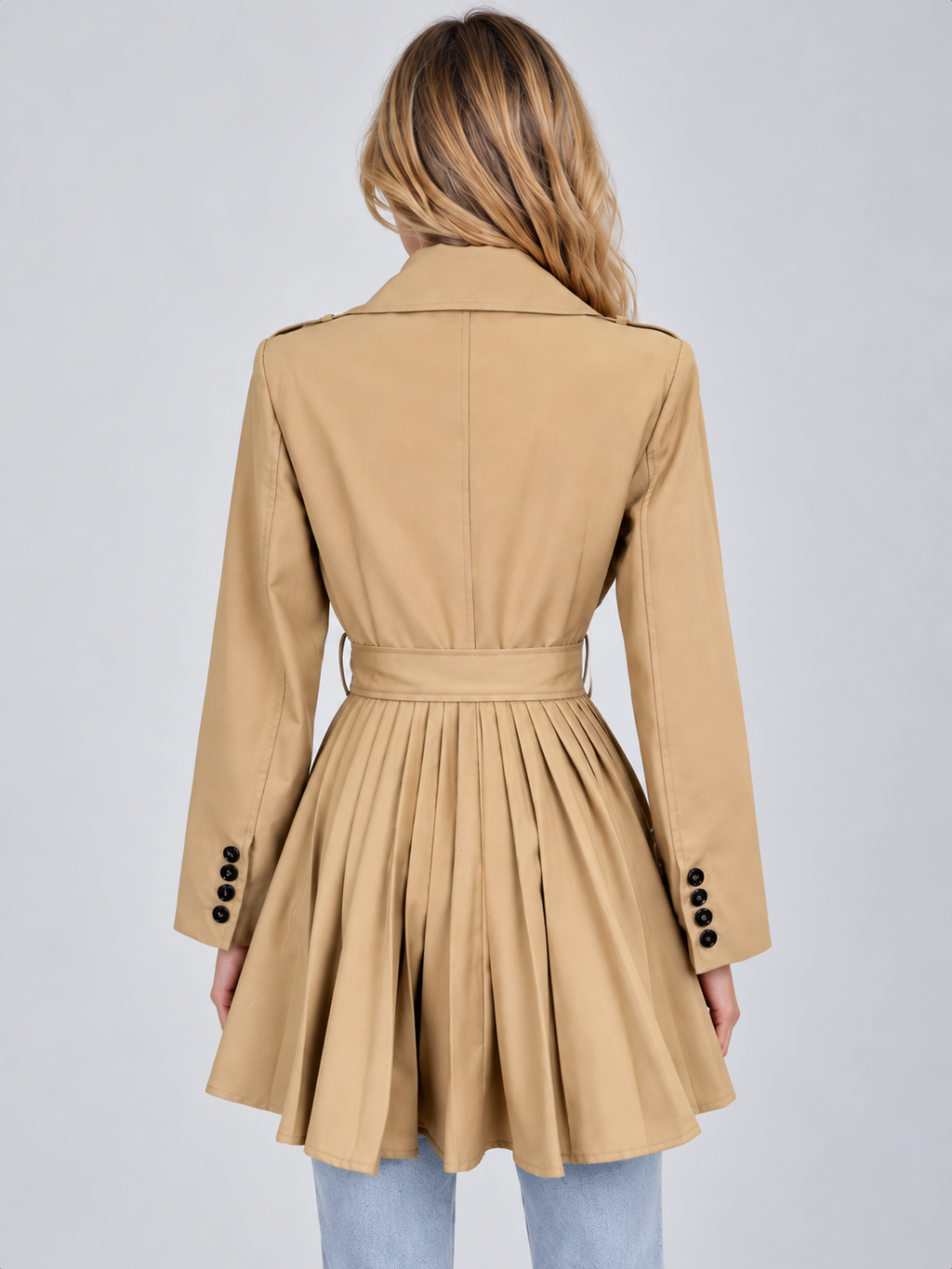 Coat in Beige