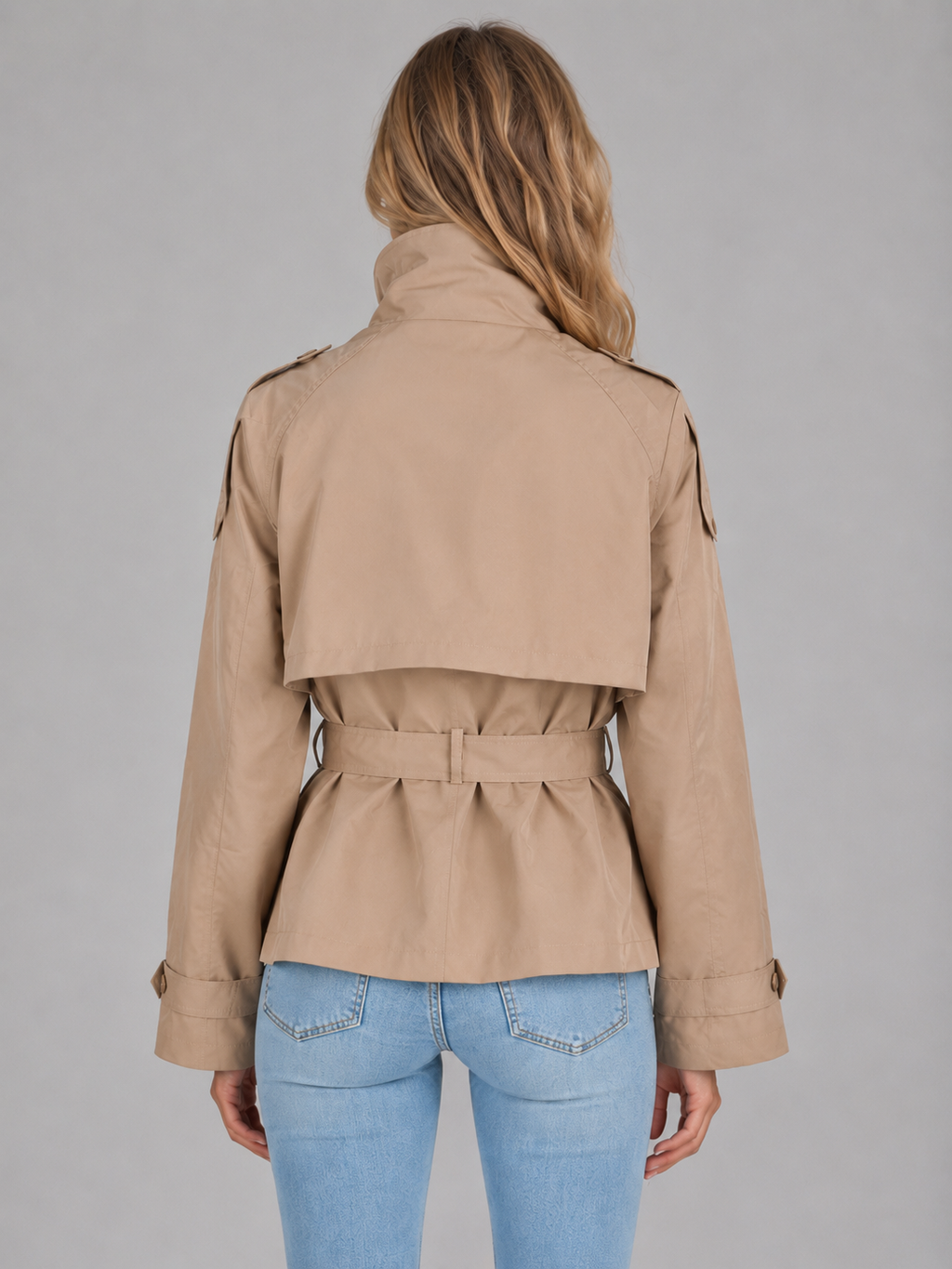 Jacket in Beige