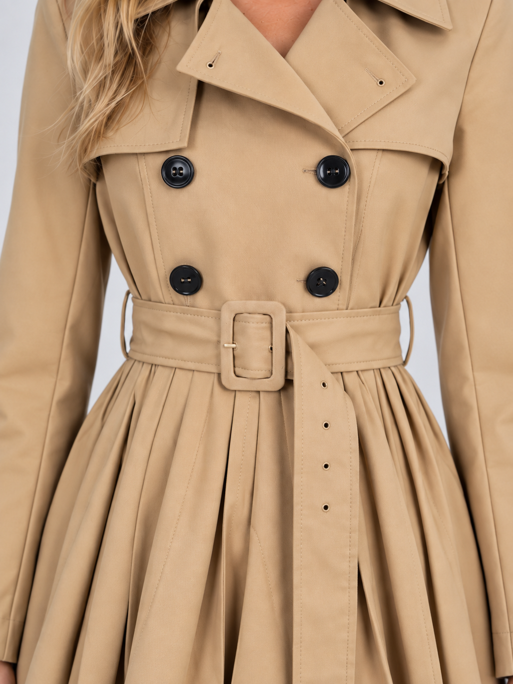 Coat in Beige
