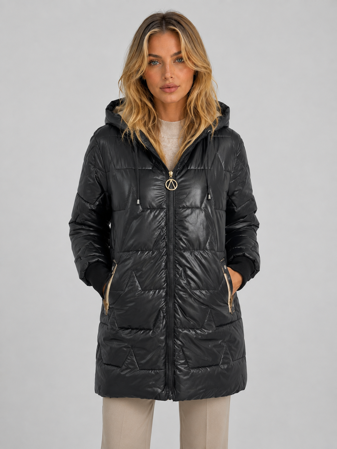 Puffer Jacket in Black