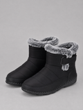 Snow Boots in Black