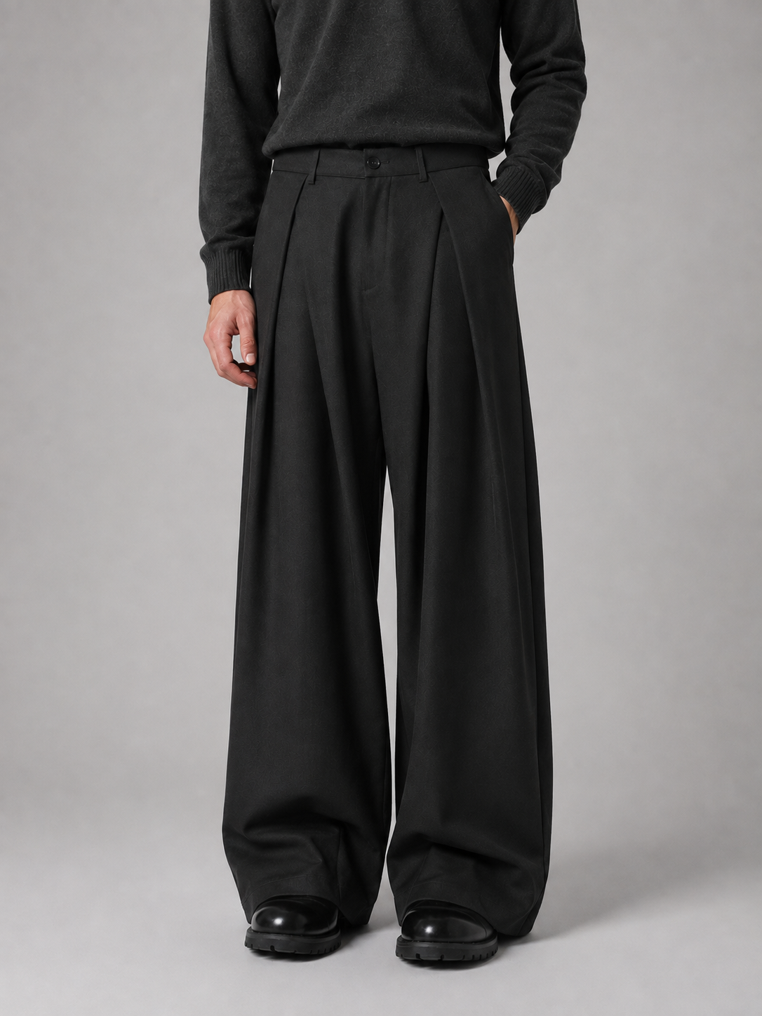 Pants in Black