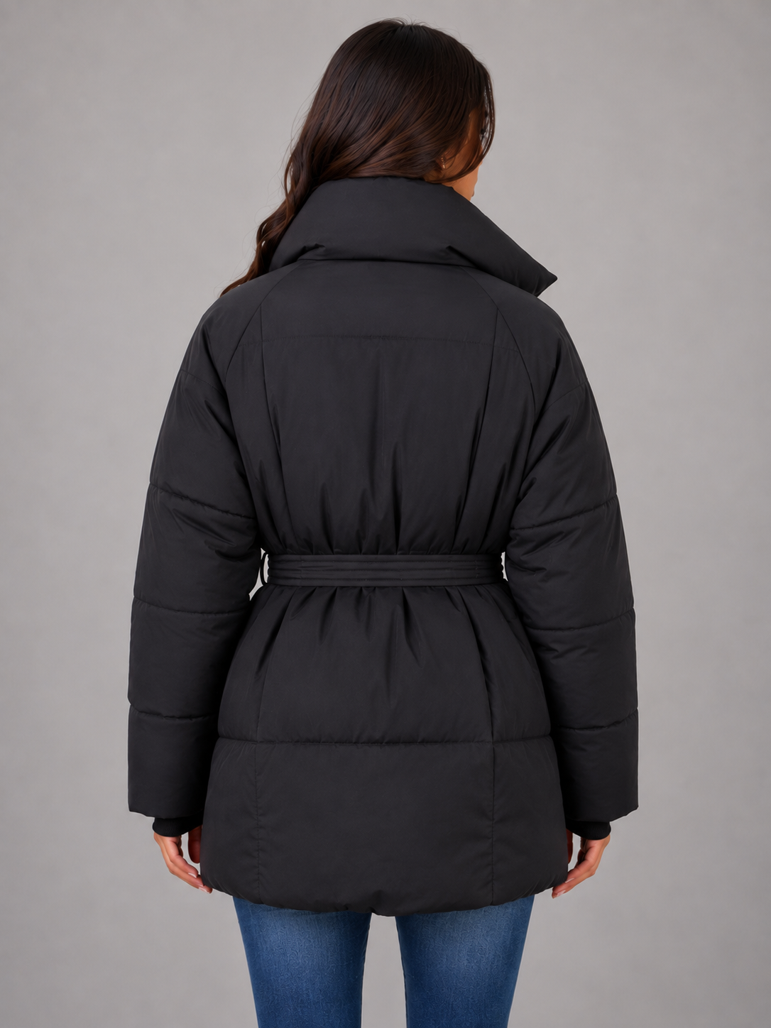 Puffer Jacket in Black