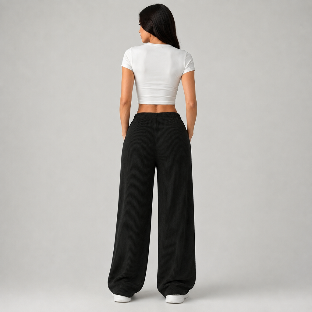 Pants in Black