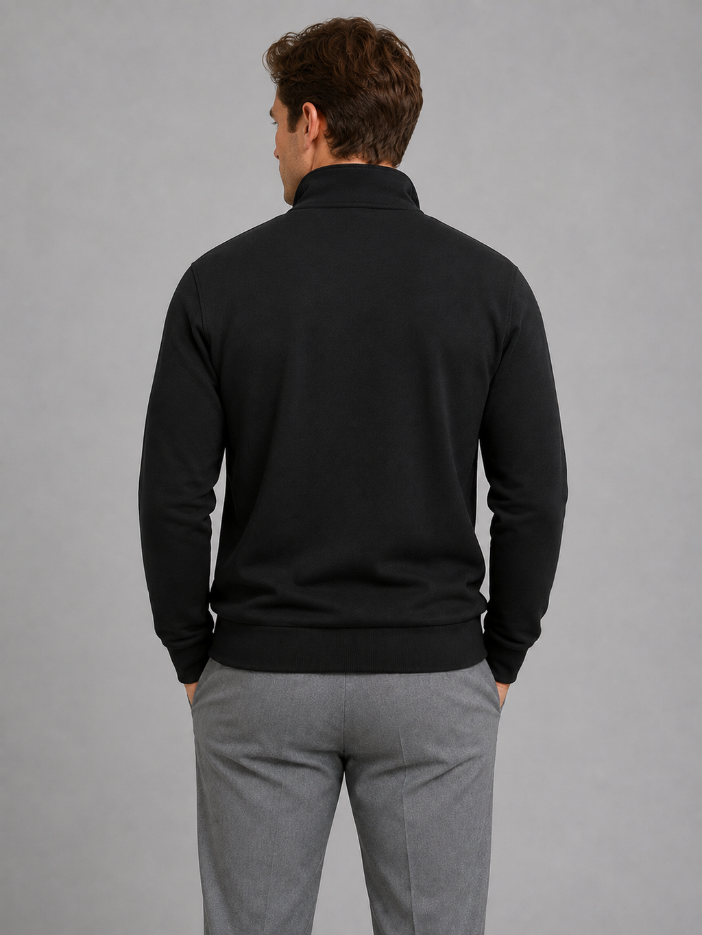 Sweatshirt in Black