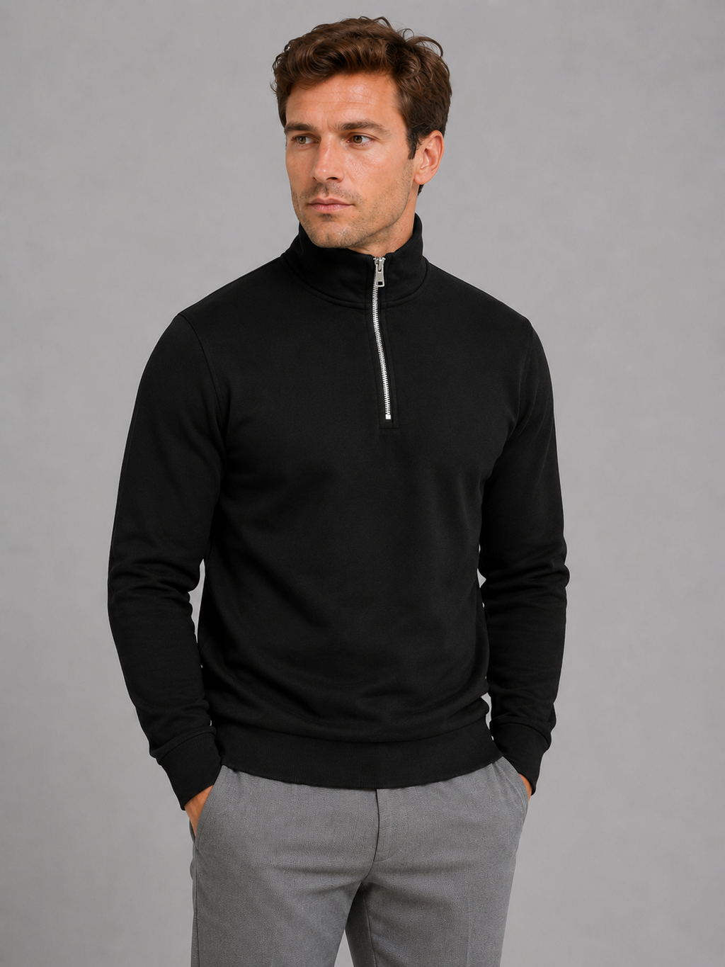 Sweatshirt in Black