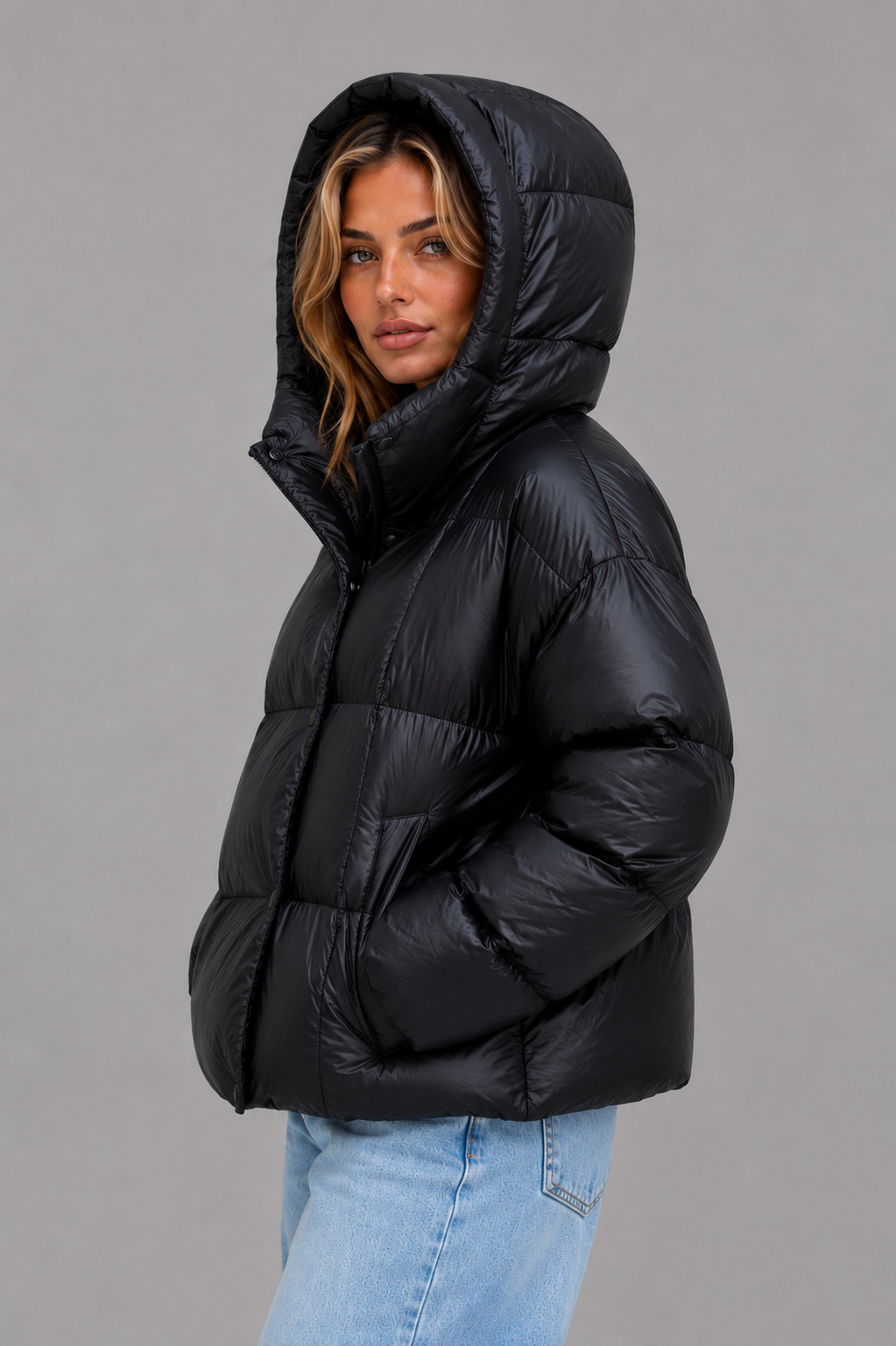 Puffer Jacket in Black