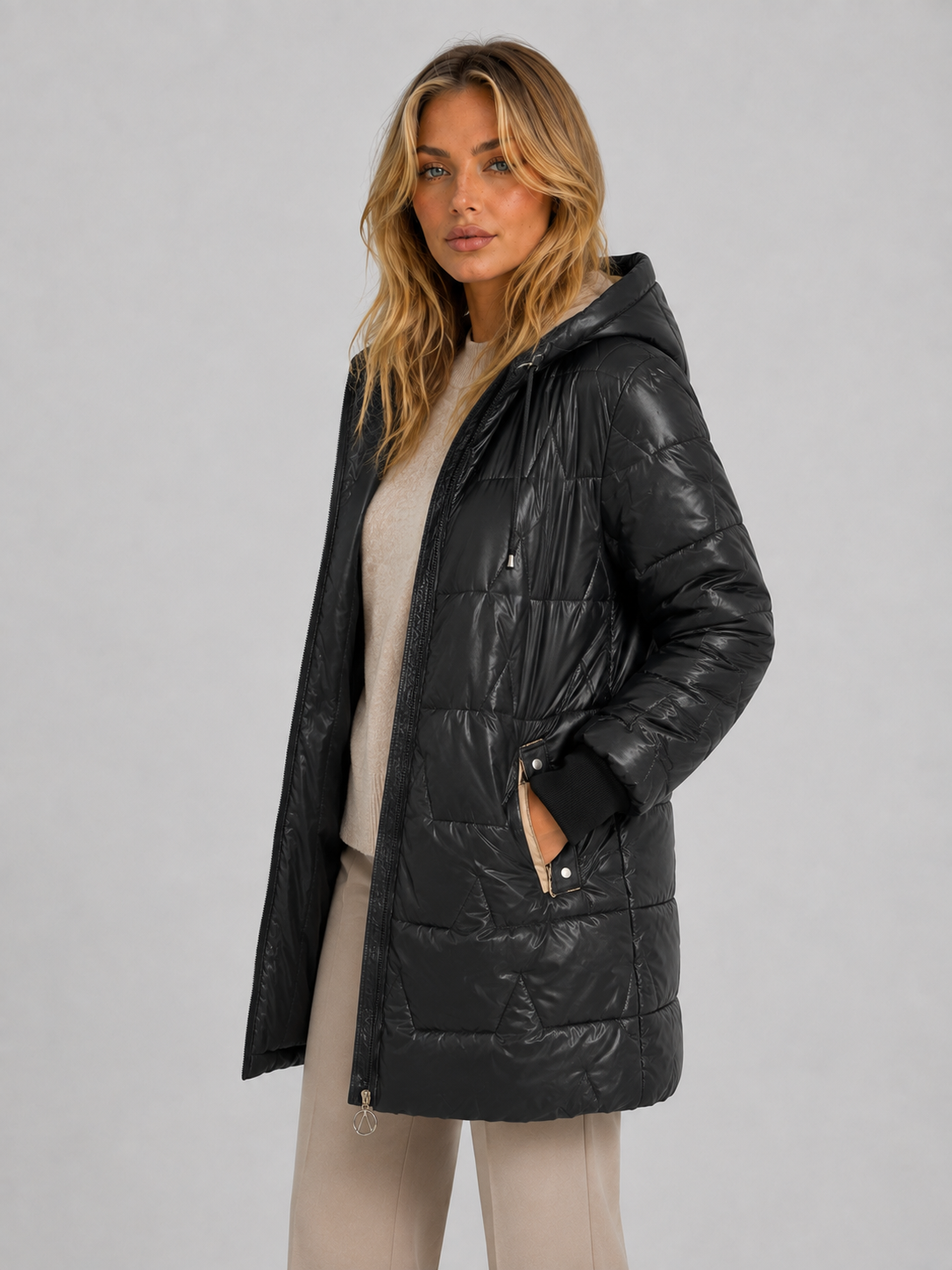 Puffer Jacket in Black