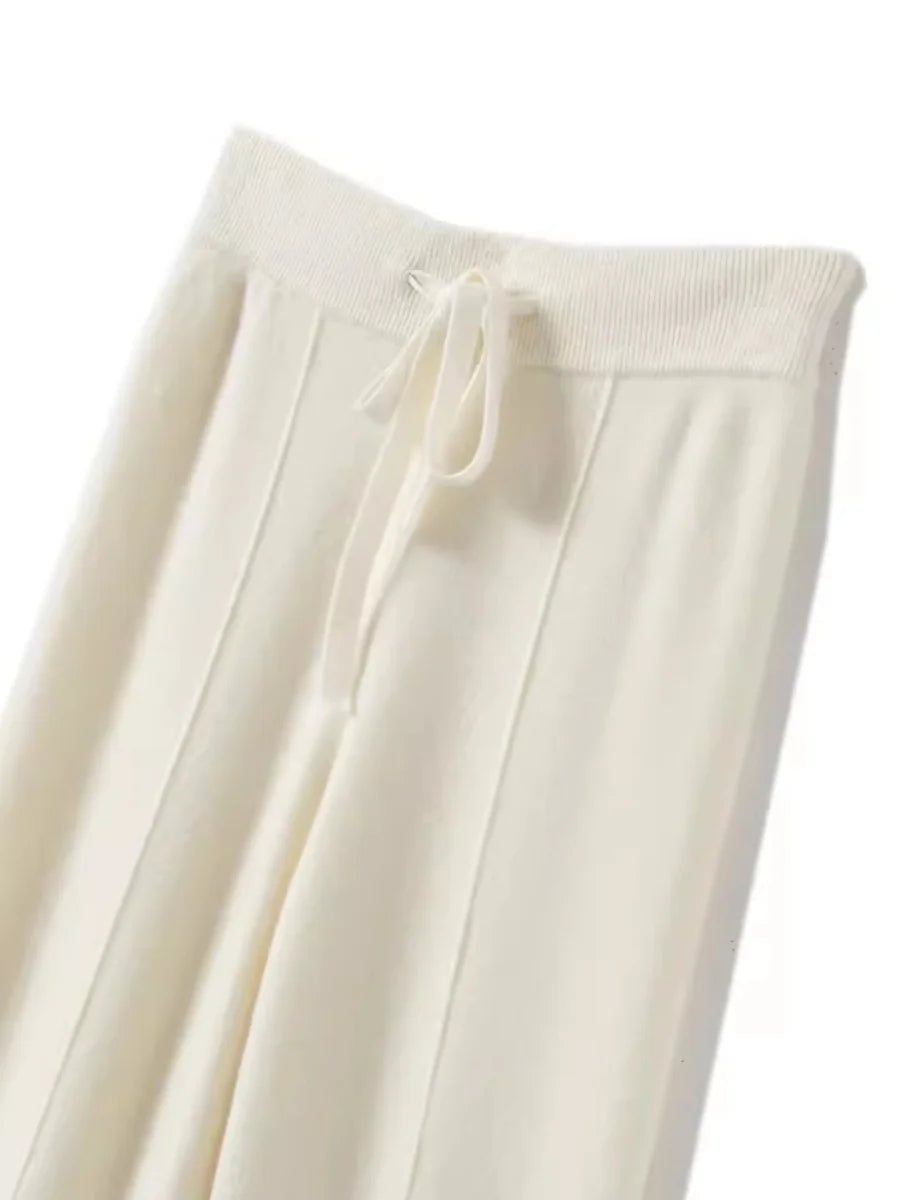 Pants in Milky white