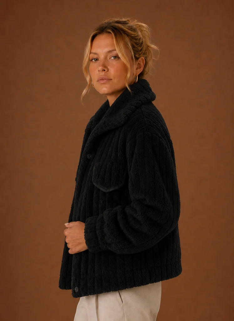 Women's Winter Coat - Oversized Teddy Jacket | Nero & Luya