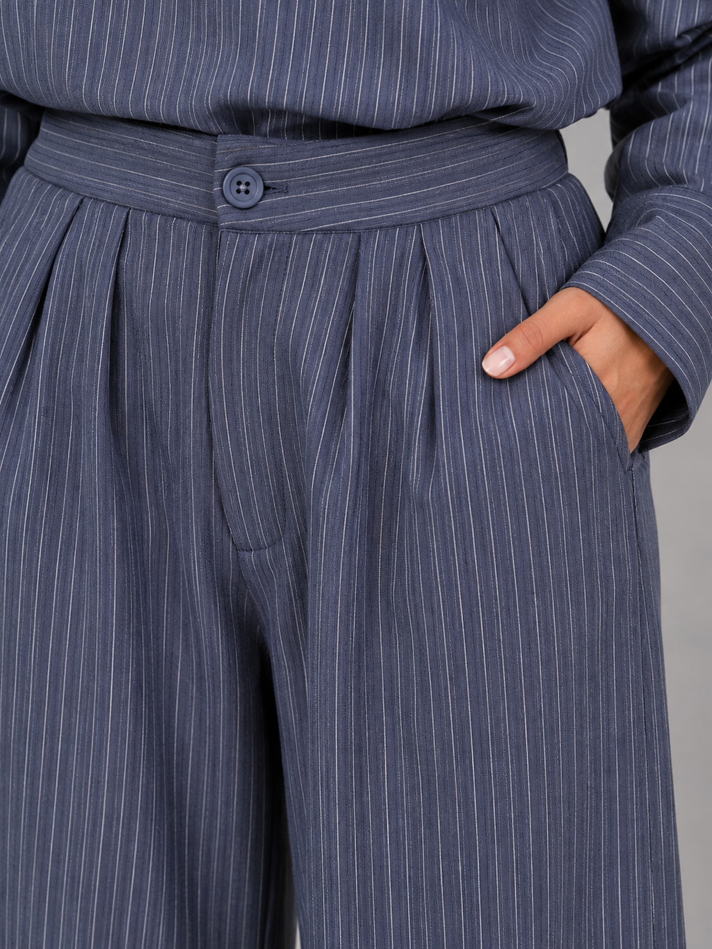 Two-Piece Trouser Set in Blue