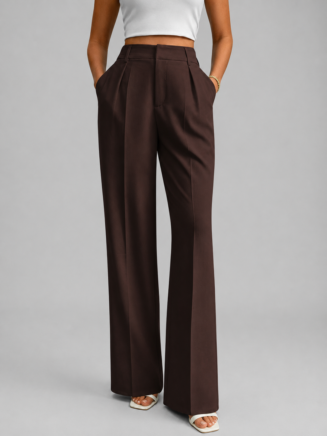 Pants in Brown