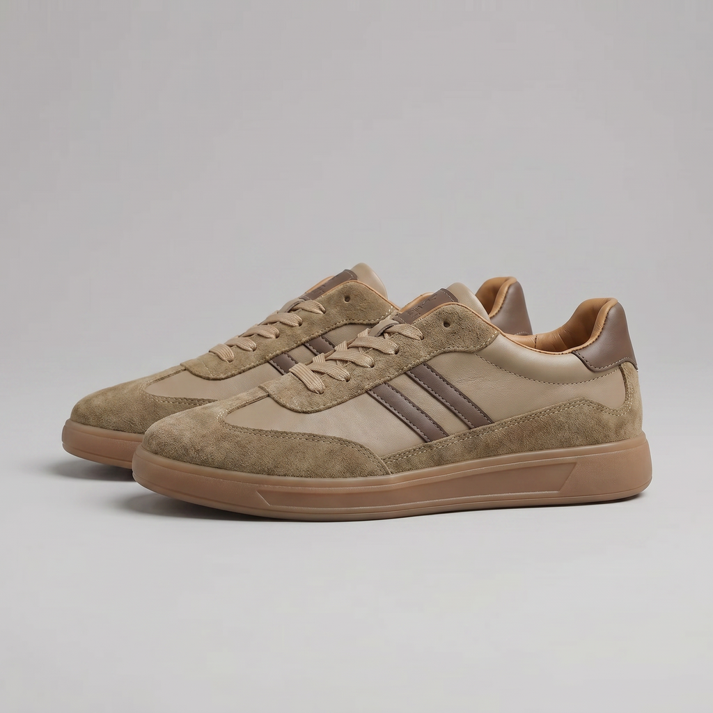 Sneakers in Brown