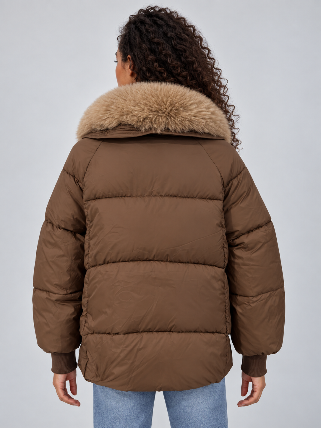 Puffer Jacket in Brown