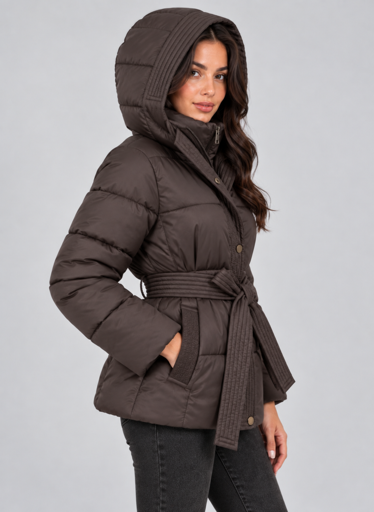 Puffer Jacket in Brown