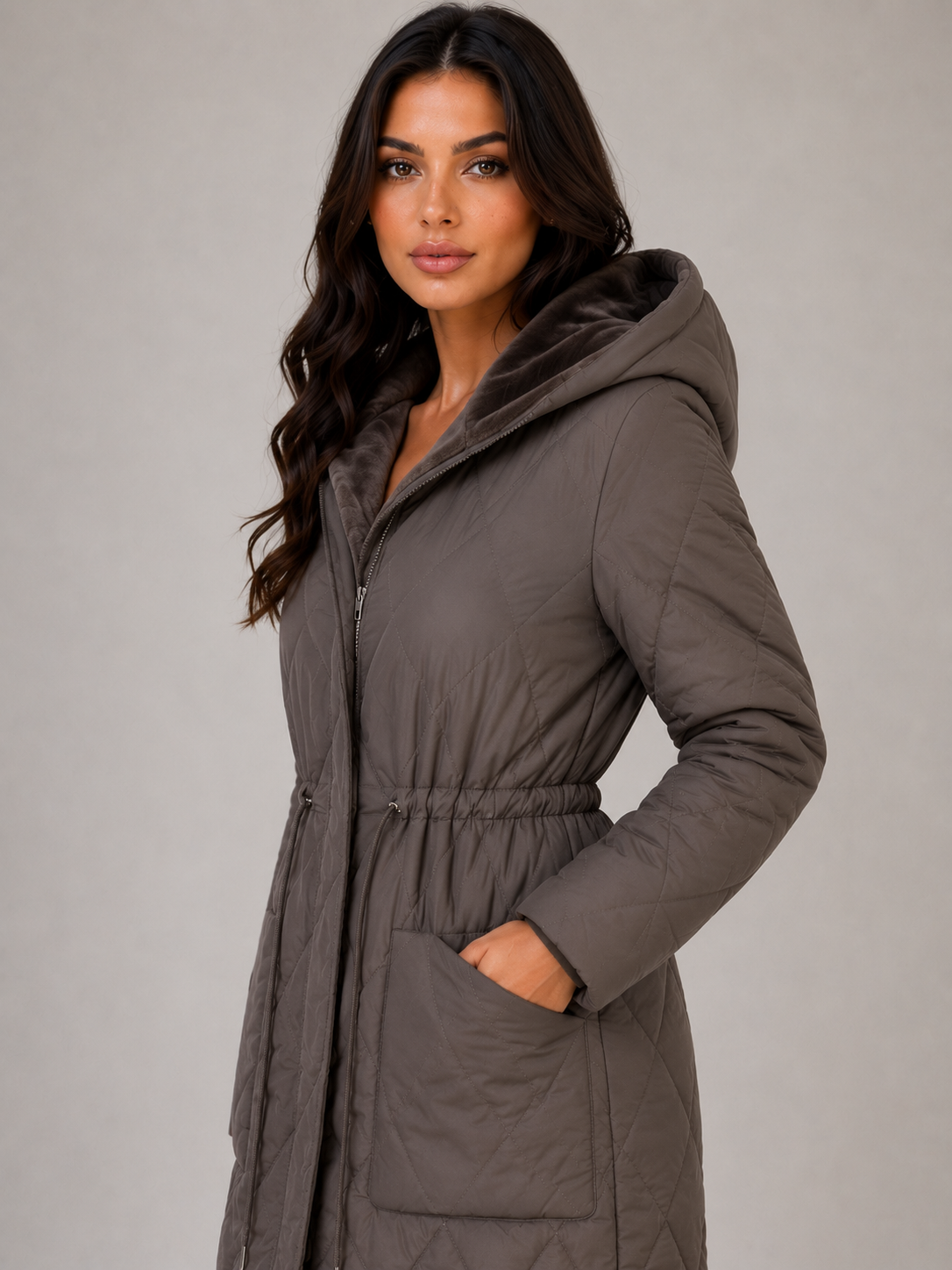Puffer Jacket in Brown