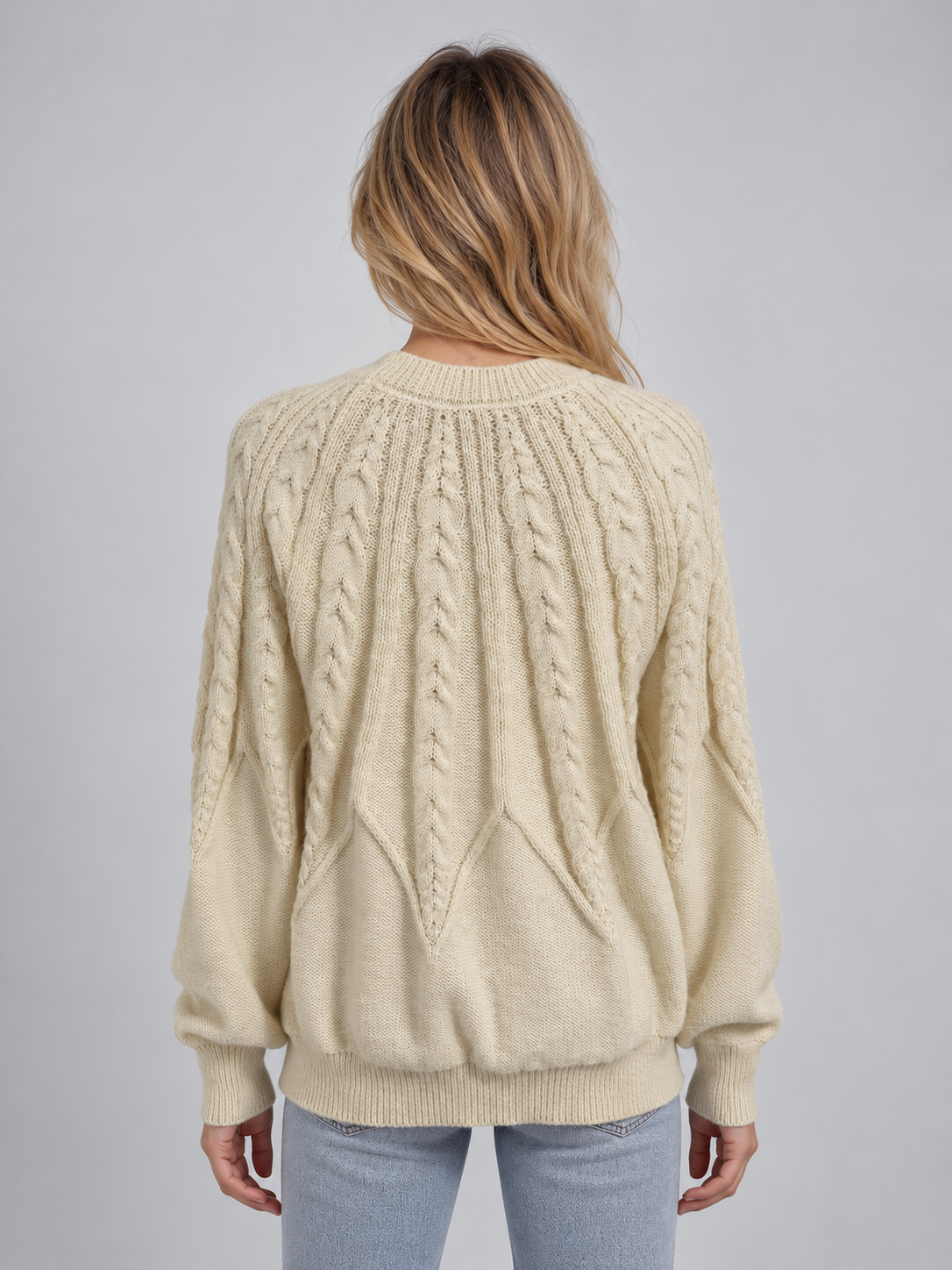 Sweater in Cream