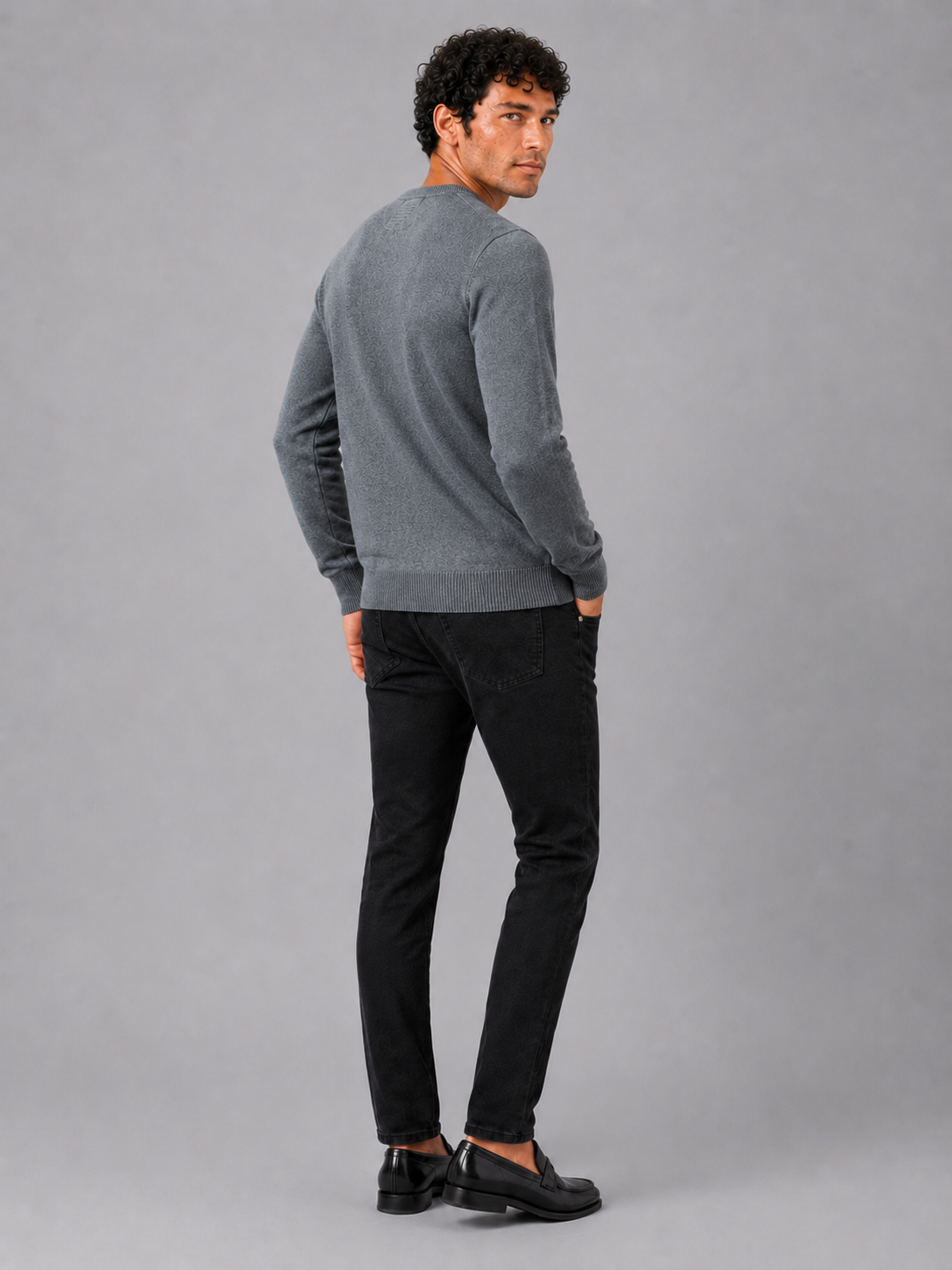 Men'S Wool Pullover in Dark Gray
