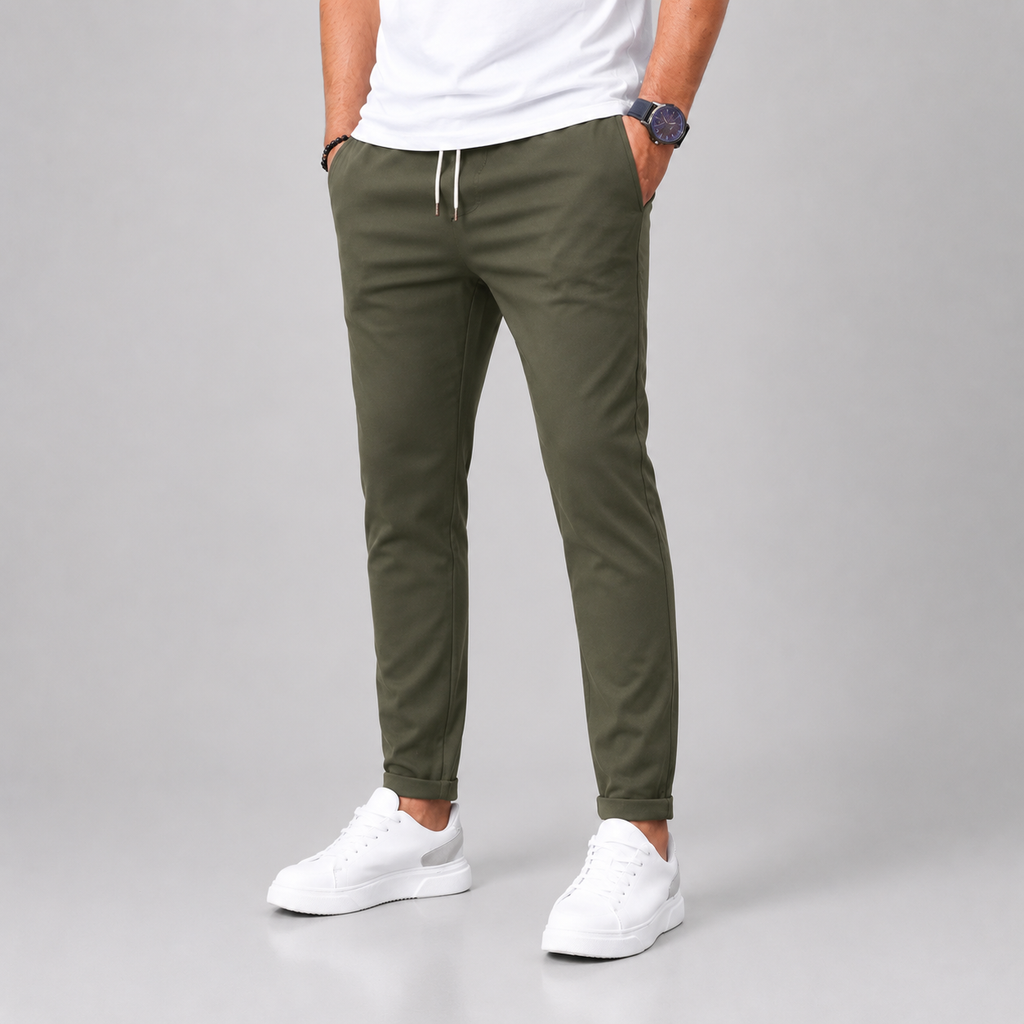 Pants in Dark Green