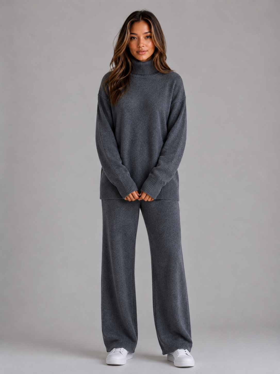 Lounge Set in Dark Grey