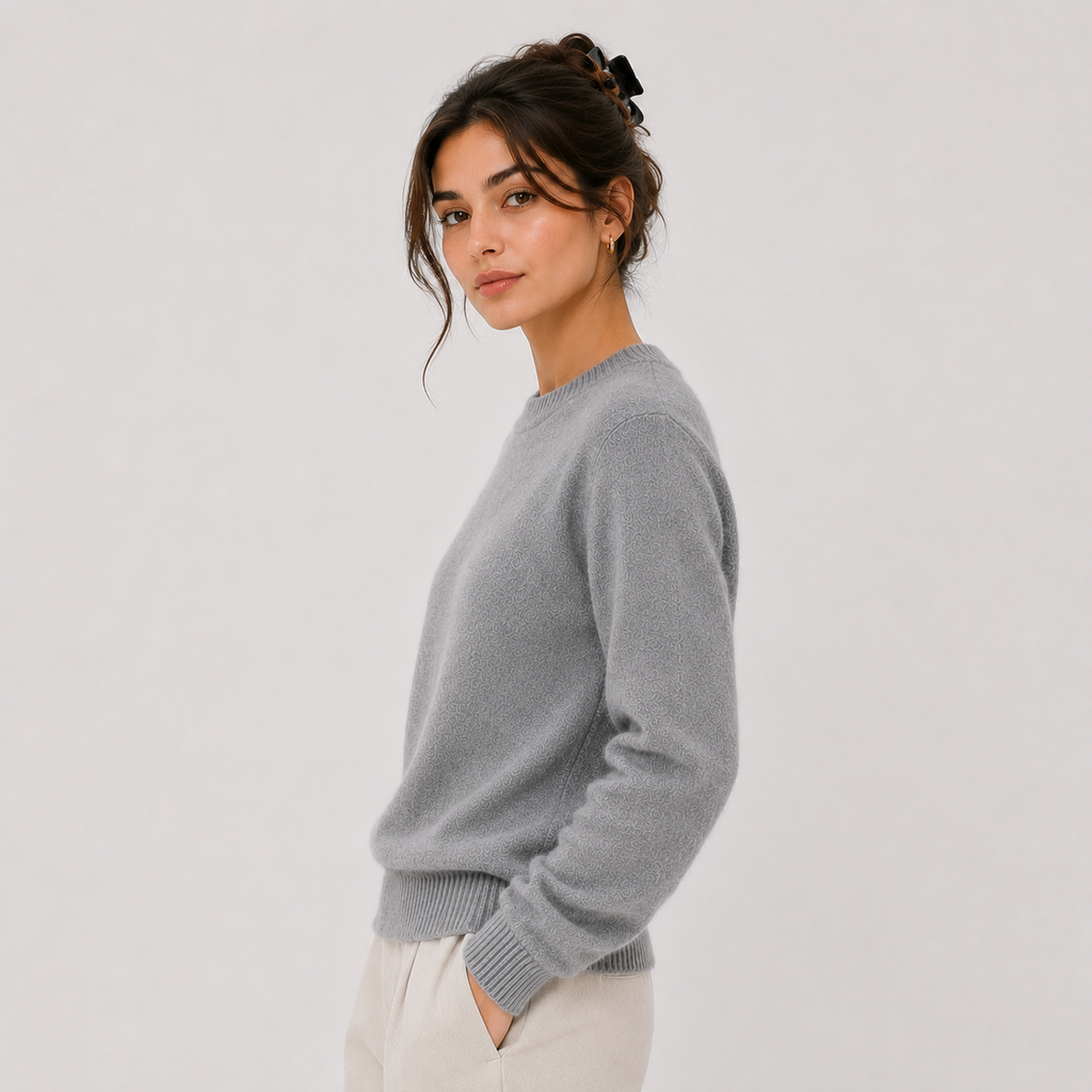 Sweater in Gray
