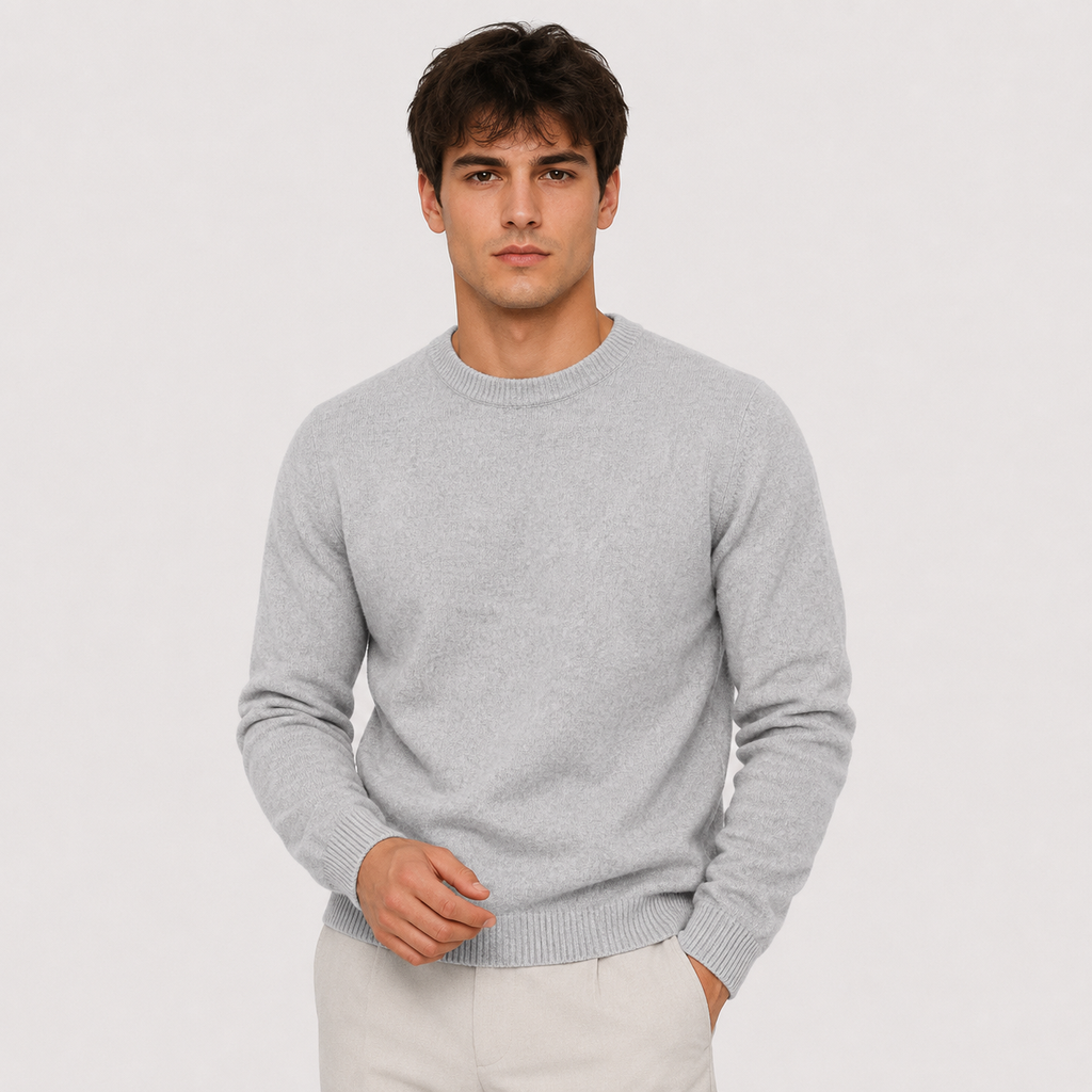 Sweater in Gray