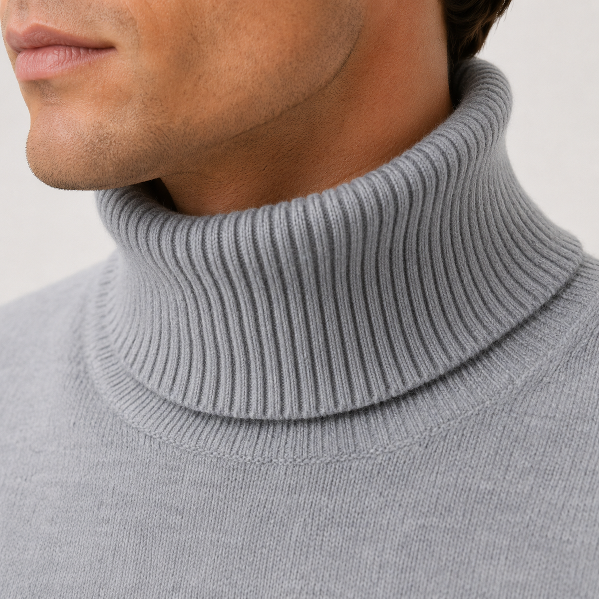 Turtleneck Sweater in Gray