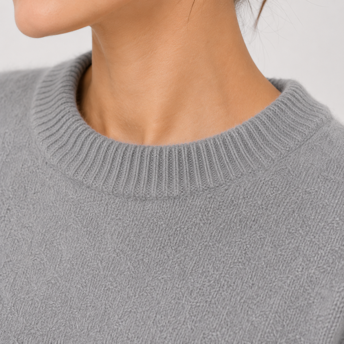 Sweater in Gray