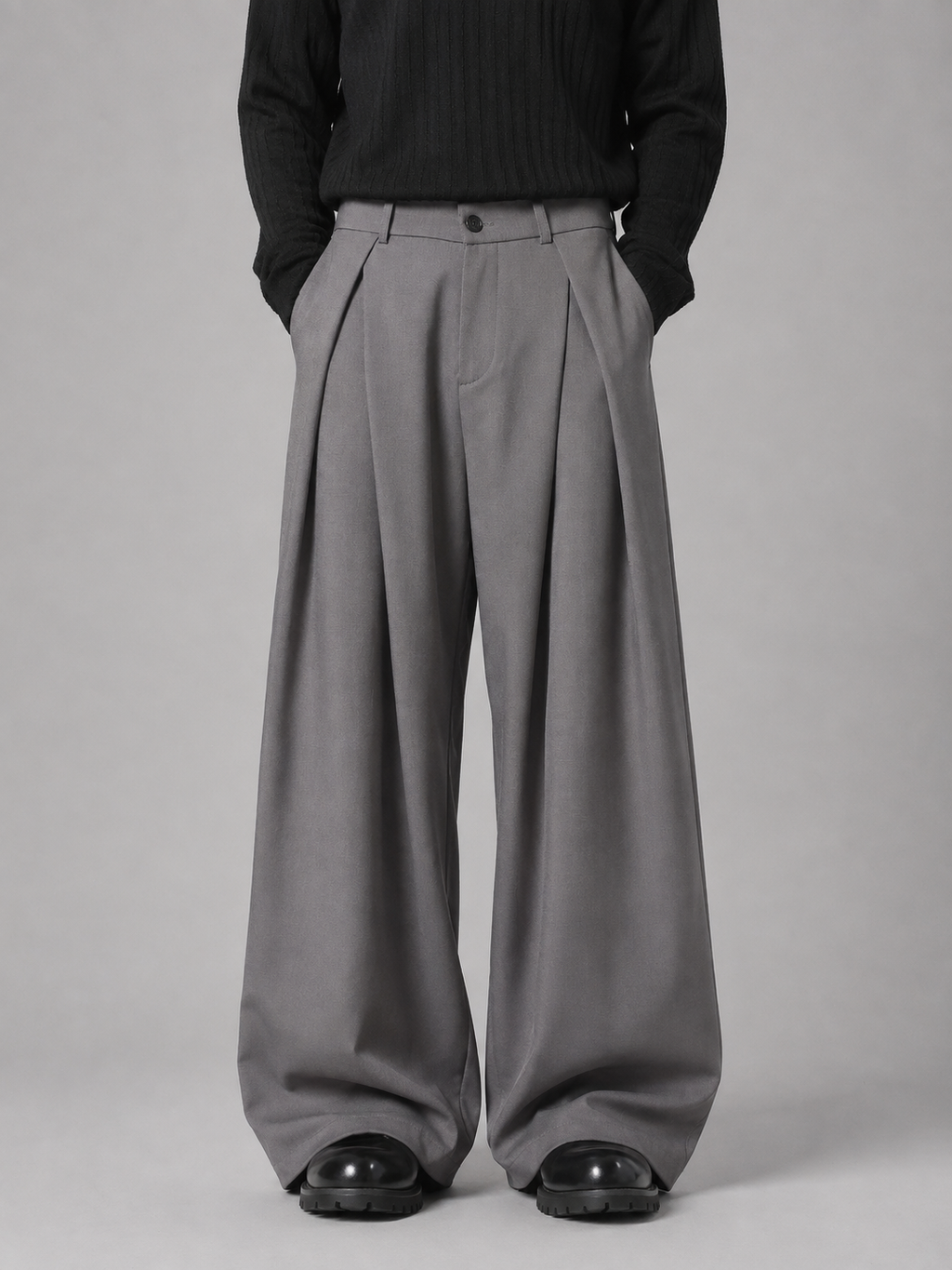 Pants in Grey