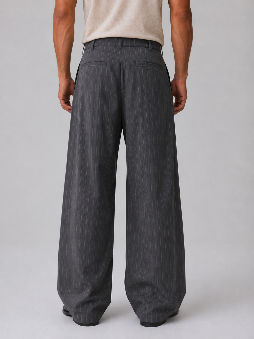 Pants in Grey