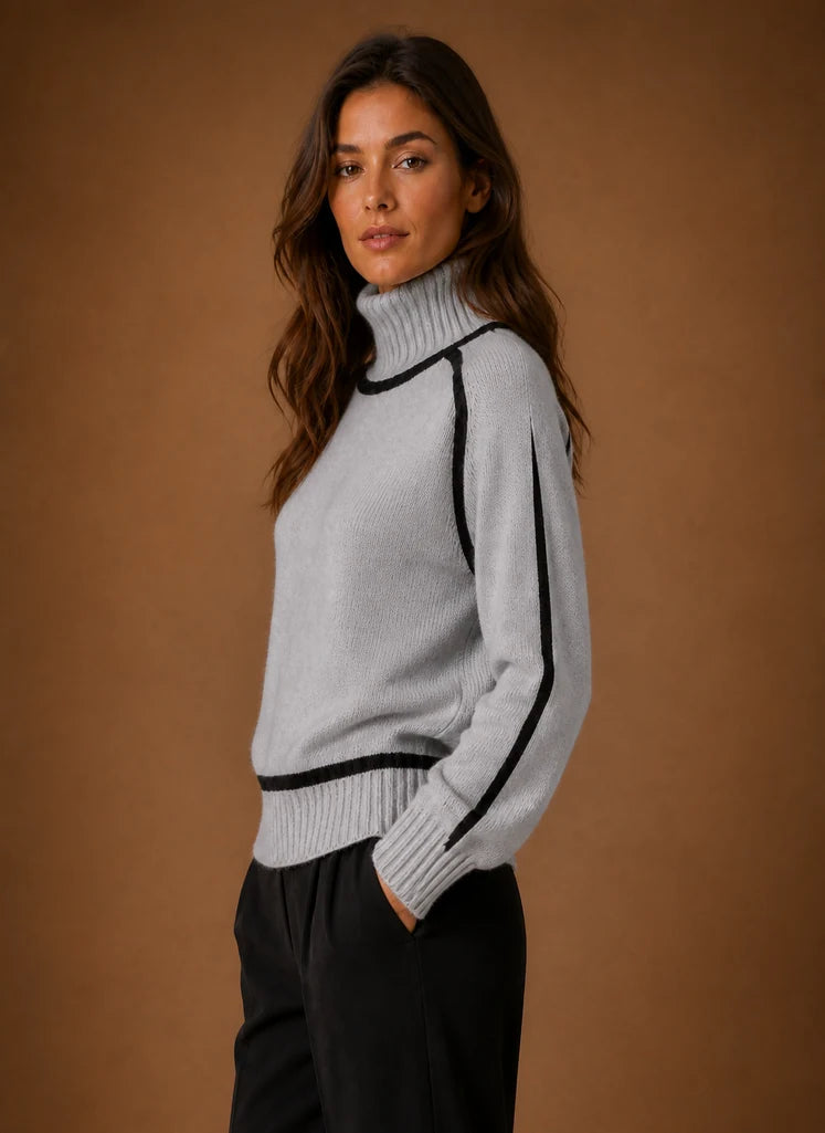 Women's Wool Blend Turtleneck Knit Sweater | Nero & Luya