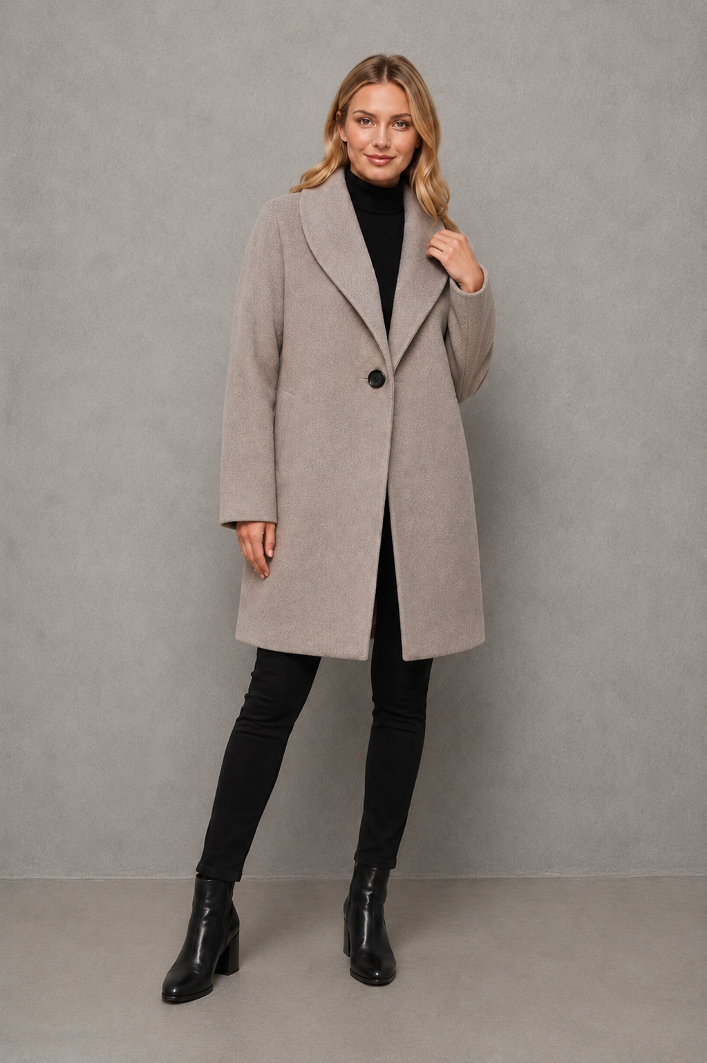 Coat in Khaki