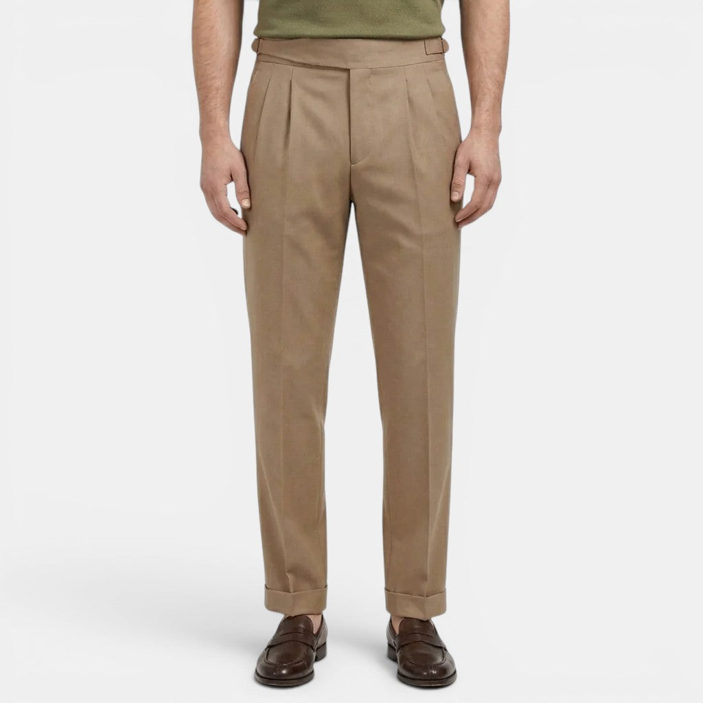 Pants in Khaki