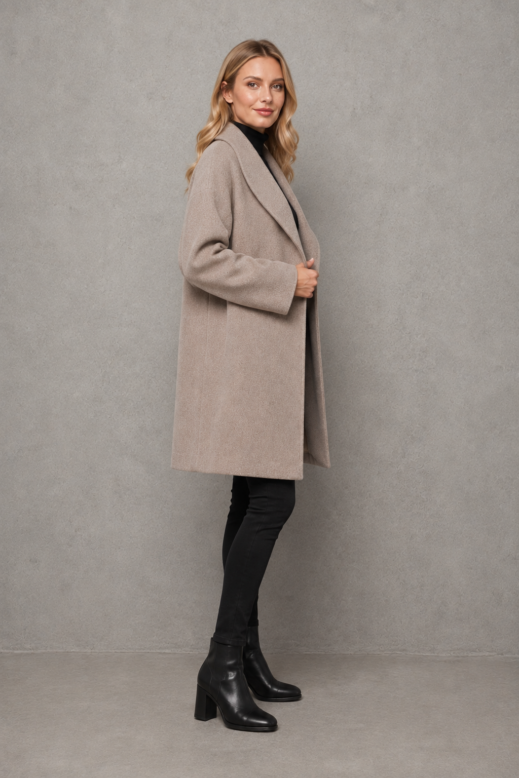 Coat in Khaki