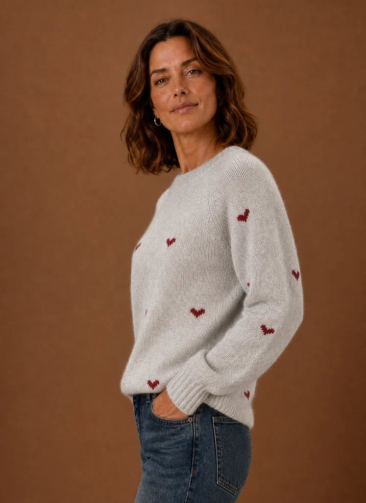 Women's Crew Neck Pullover - Heart Print Long Sleeve Sweater | Nero & Luya