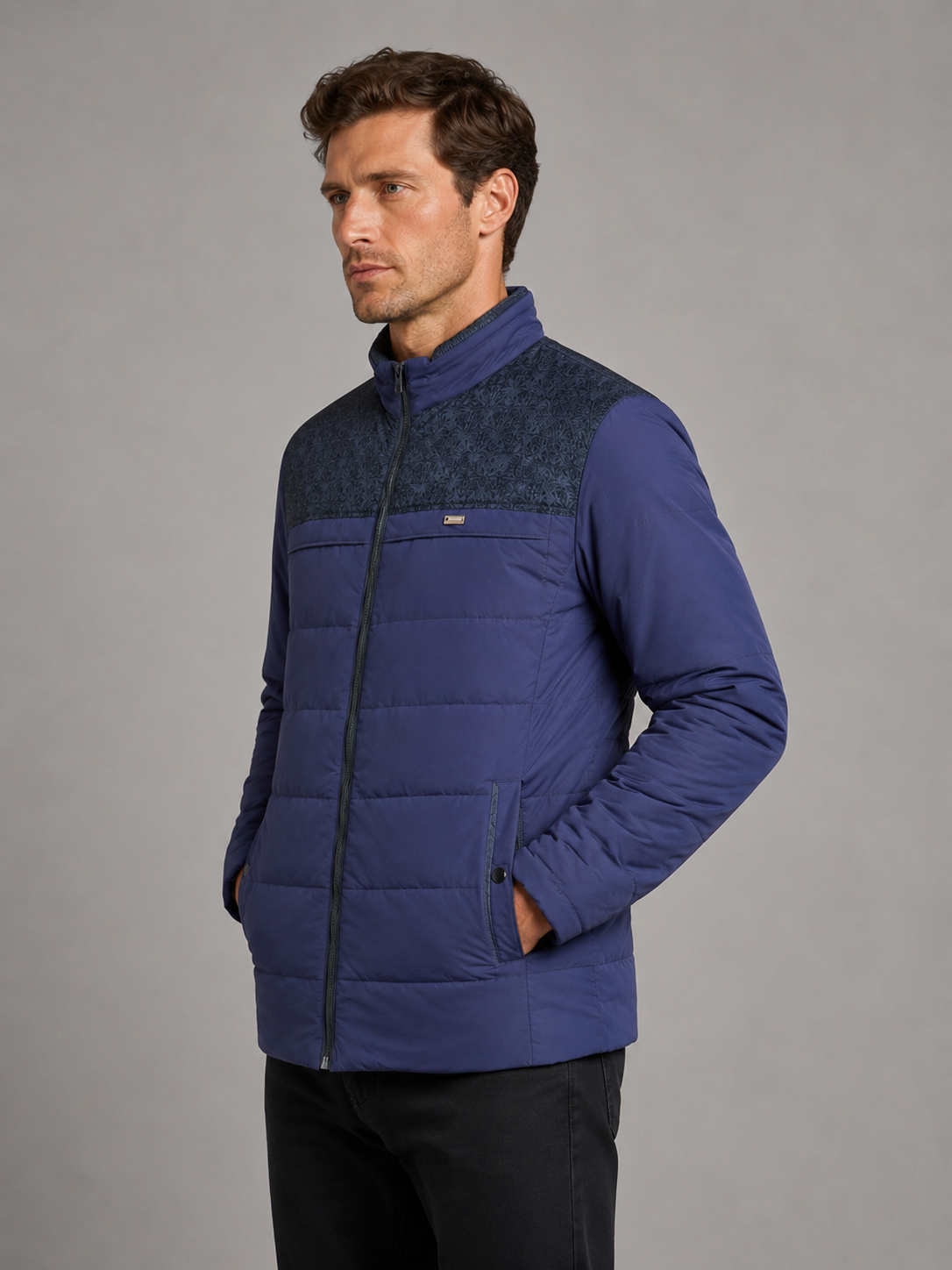 Puffer Jacket in Navy