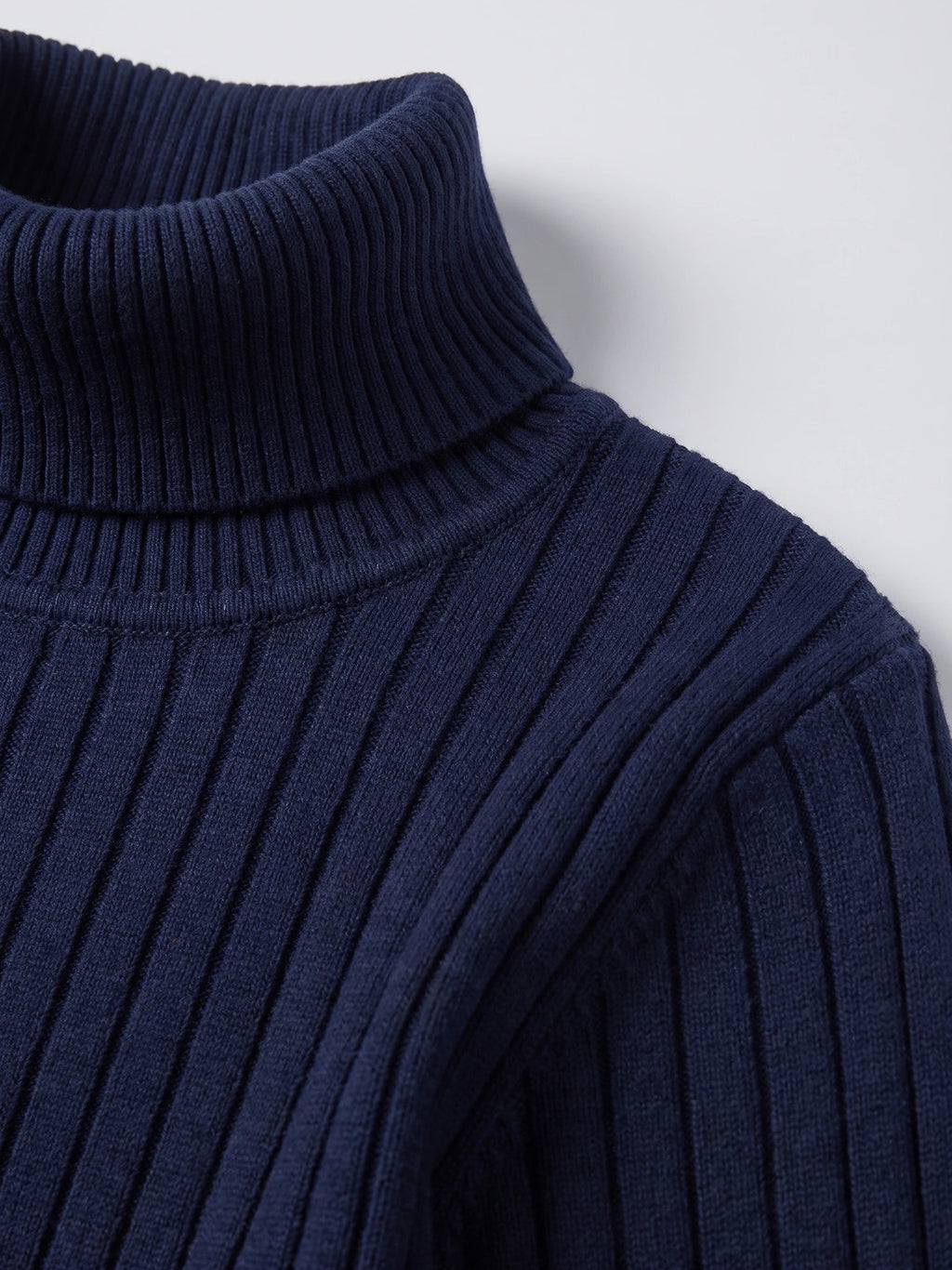 Men's Turtleneck Sweater in Navy