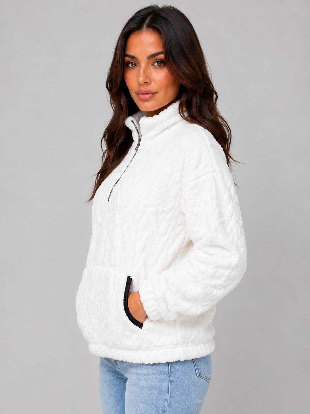 Sweatshirt in White